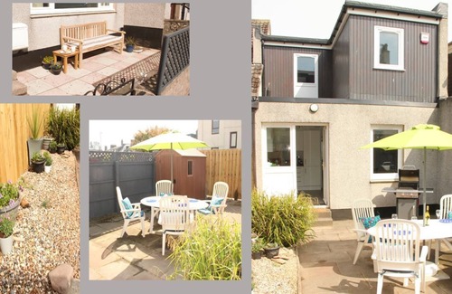 Stonehaven House | Stonehaven Scotland Beachfront House - Stunning Sea and Beach Views