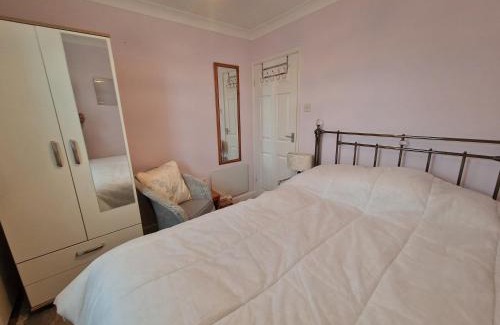 Sidmouth Ski Chalet | Stoneleigh Chalet 29