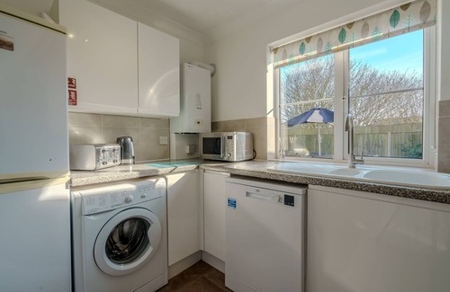 Bacton Apartment | Stones Throw by East Ruston Cottages