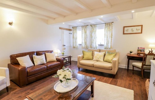 Loftus House | Stoney Cottage