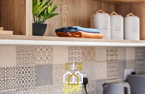 Stonehaven Apartment | Stoney Stay - SJA Stays - Modern 2 Bed Apartment