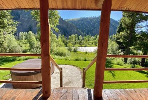 Philipsburg House | Stony Creek Lodge