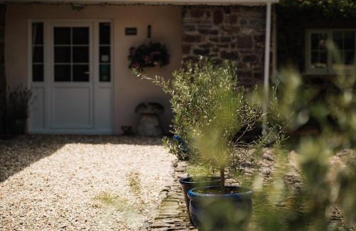Stoodleigh Bed & Breakfast | Stoodleigh Court Coach House