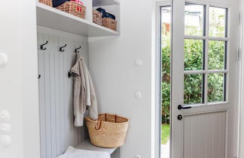 Alkersum House | Storchennest
