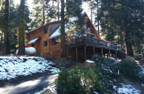 Yosemite National Park Ski Chalet | Storybook Chalet inside Yosemite National Park