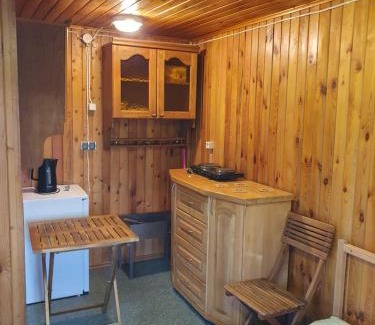 Telsiai county House | Stovyklavietė „Varlium pastauninks“