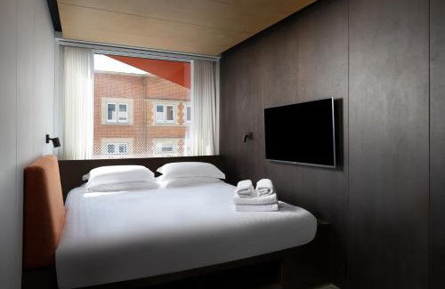 Bishop's Hotel | Stow Away Waterloo