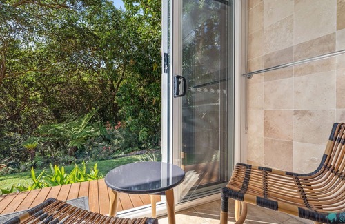 Point Lookout House | Straddie Glasshouse by Discover Stradbroke