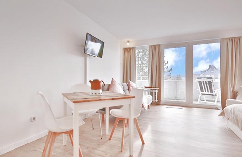 Scharbeutz Apartment | Strandhotel Scharbeutz Strandhotel App 309