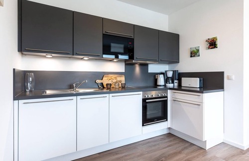 Boltenhagen Apartment | Strandnahes Familienapartment mit Toller, Sonniger Dachterrasse und Zwei Bädern - Aparthotel
