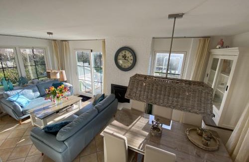 Julianadorp aan zee House | Strandperle 264 mit Sauna und Kamin
