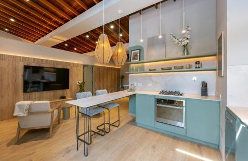 El Poblado Apartment | StrataSix Hotel