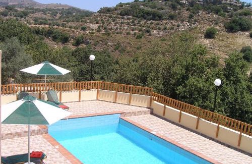Monopari Villa | Stratos Villas