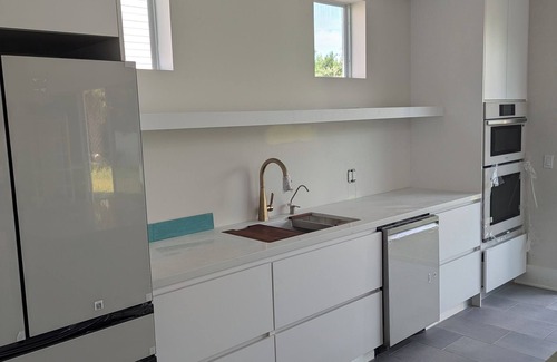 Ormond-by-the-Sea Villa | Striking Villa - Catagory 5 - w/pool, WiFi in fantastic Ormond Beach
