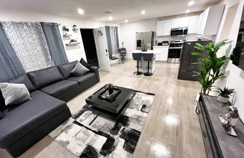 Gateway District Apartment | Stripside escape