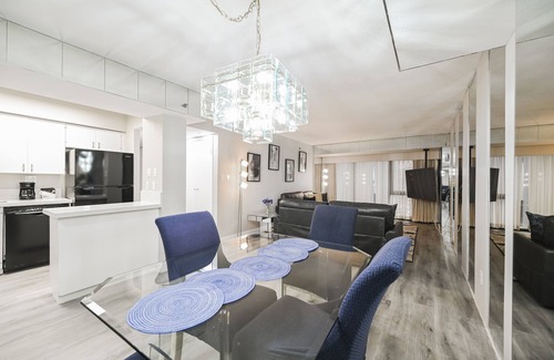 Las Vegas Strip Apartment | StripViewSuites at Jockey Club