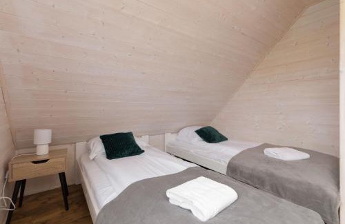 gmina Bedzino House | Strzeżenice Domek Wakacyjny by Noclegi Renters