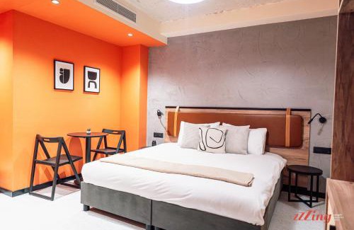 Gzira House | Stuart Rooms by Zzzing
