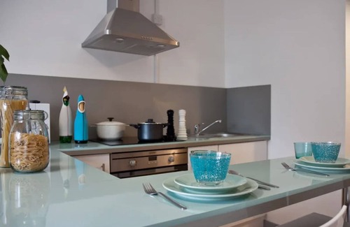 Chaucer Apartment | Student Only OLIB