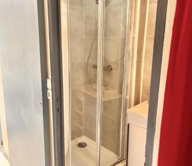 Saint-Martin-du-Littoral Apartment | Studio à 5 min de la plage du Havre