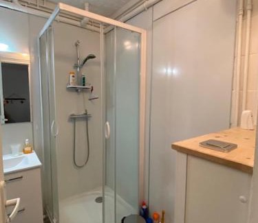 La Bourboule Apartment | Studio 2 à 4 personnes avec balcon et parking