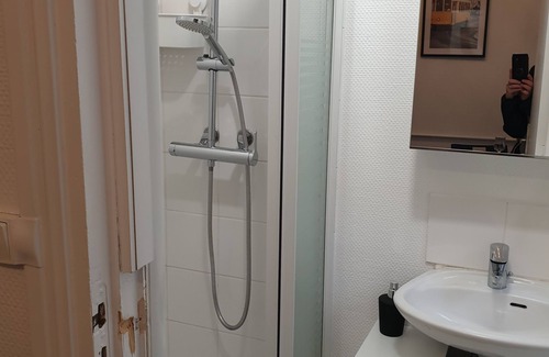 Le Perreux-sur-Marne Apartment | Studio 30 min from Paris