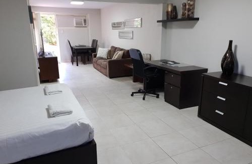 Fremantle Apartment | Studio 4 - ground floor Fremantle apartment