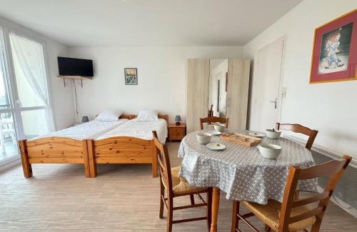 Roscoff Apartment | Studio 4 personnes proche mer et thalasso