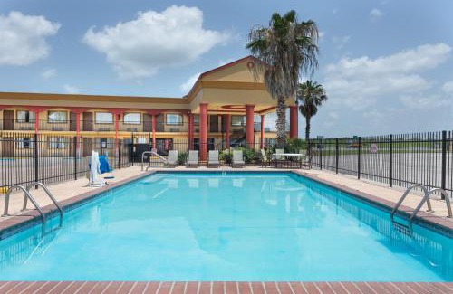 Opelousas Hotel | Studio 6 Opelousas, LA