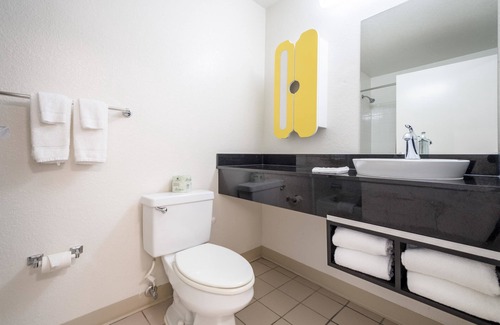 Roswell Hotel | Studio 6 Roswell, GA - Atlanta