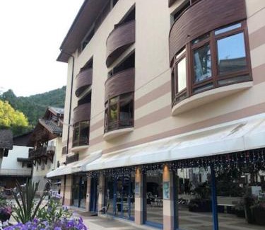 Brides-les-Bains Apartment | Studio Acacia Brides Les Bains