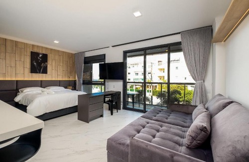 Lagoa Pequena Apartment | Studio alto padrão pé na areia em Floripa IRB205