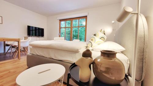 Neuhaus Apartment | Studio am Dürnbach - Modern, ruhig & zentral am Schliersee mit Parkplatz