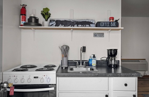 Moorcroft Apartment | Studio Apartment #2 In Moorcroft Wyoming Located Near Keyhole Lake