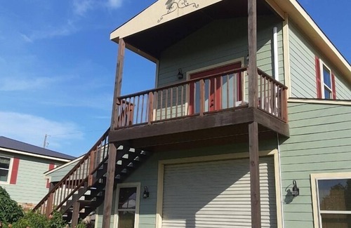 Texas Gulf Coast Region Apartment | Studio Apartment on The Water
