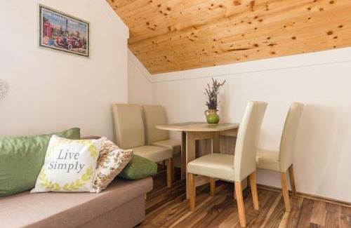 Catrnja Apartment | Studio Apartments Eagle