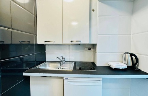 Neulerchenfeld Apartment | Studio Apt. For 3P; 15-Minutes to Rathausplatz