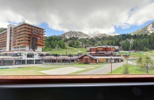 Plagne Centre Apartment | Studio cabine rénové 5 pers, au pied des pistes, La Plagne - FR-1-455-256
