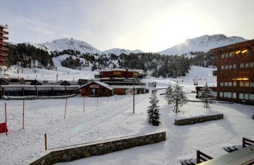 Plagne Centre Apartment | Studio cabine rénové 5 pers, au pied des pistes, La Plagne - FR-1-455-256