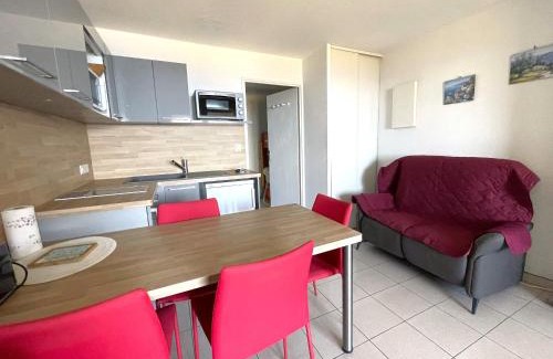 Banyuls-sur-Mer Apartment | Studio-cabine à Banyuls-sur-Mer climatisé, terrasse, parking, Wi-Fi - FR-1-309-210