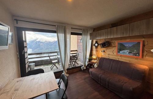 Auris Apartment | Studio cabine 4 couchages au pied des pistes, proche commerces - Auris en Oisans - FR-1-297-343