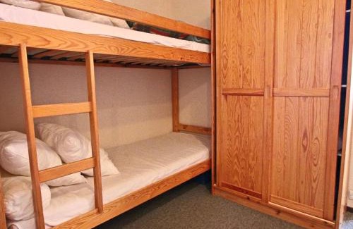 Chamrousse Apartment | Studio cabine 4 pers, animaux admis, pied des pistes - FR-1-340-106