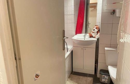 Risoul Apartment | Studio cabine, 4 pers, Risoul, proche commerces, Cuisine équipée, Balcon, Animaux acceptés - FR-1-330-559