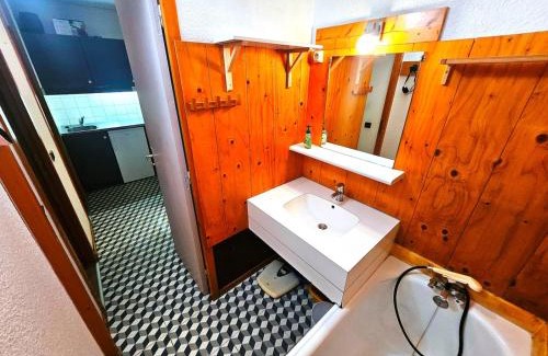 Les Avanchers-Valmorel Apartment | Studio-cabine au pied des pistes avec terrasse de plain-pied