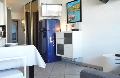 Cap d'Agde Apartment | Studio cabine avec piscine, parking privé et loggia – 4 couchages, Cap d'Agde - FR-1-249-51