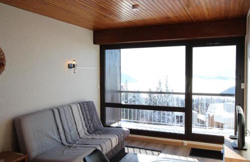 Chamrousse Apartment | Studio cabine près des pistes avec kitchenette - FR-1-549-14