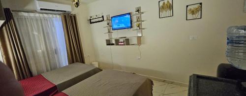 Al-Hammam Apartment | Studio Carmen with a Pool View