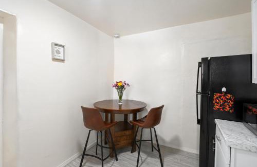 South Capitol Apartment | Studio Casita-15 min walk to Downtown Plaza