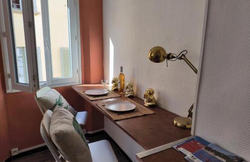 Old Town Apartment | Studio Central Toulon