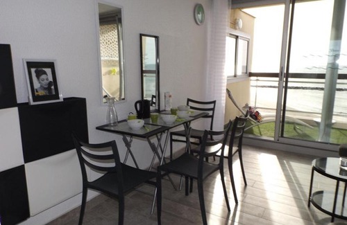 Le Grau-dʼAgde Apartment | Studio charmant à Le Grau d'Agde, climatisation, proche plage - FR-1-423-152